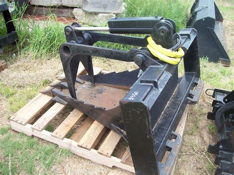 skid steer attachments kansas